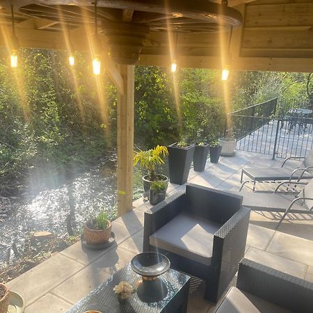 Riverside 2 Bedroom Townhouse With Car Charger Abergavenny Zewnętrze zdjęcie