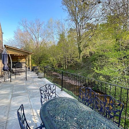 Riverside 2 Bedroom Townhouse With Car Charger Abergavenny Zewnętrze zdjęcie